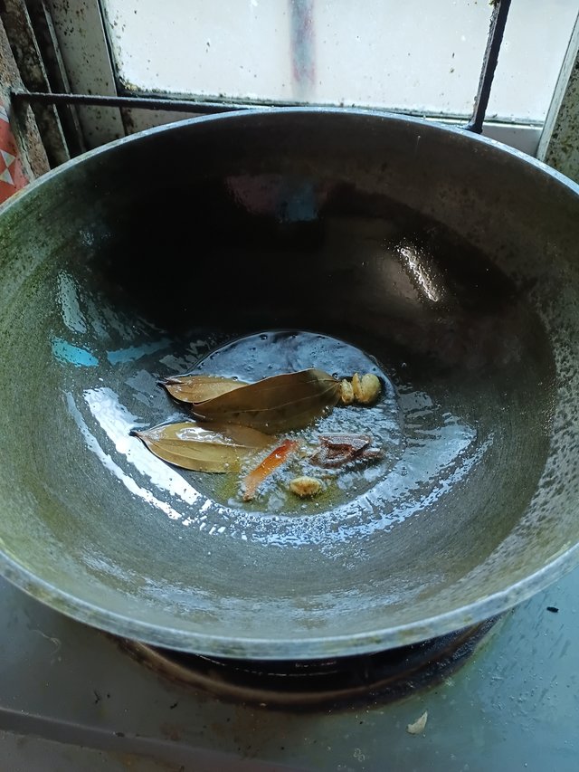 3105.jpg
