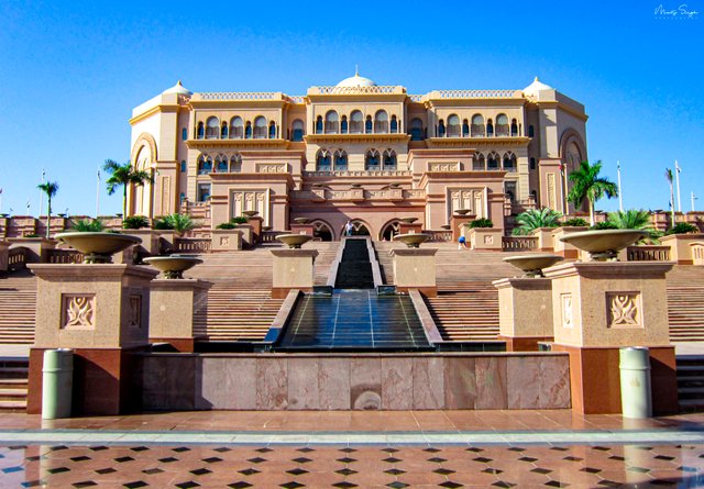 Emirates Palace.jpg