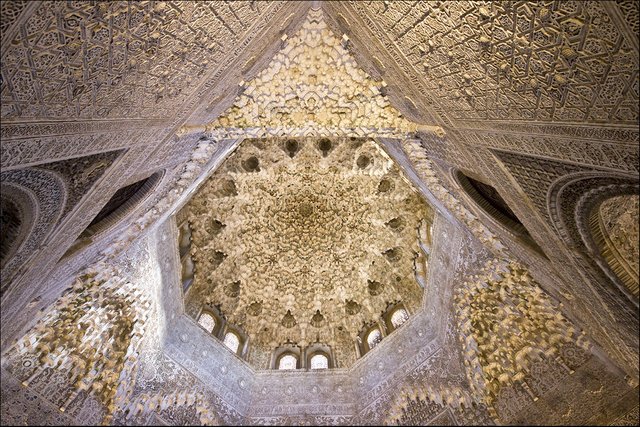 alhambra-ceiling_8287541069_o (FILEminimizer).jpg