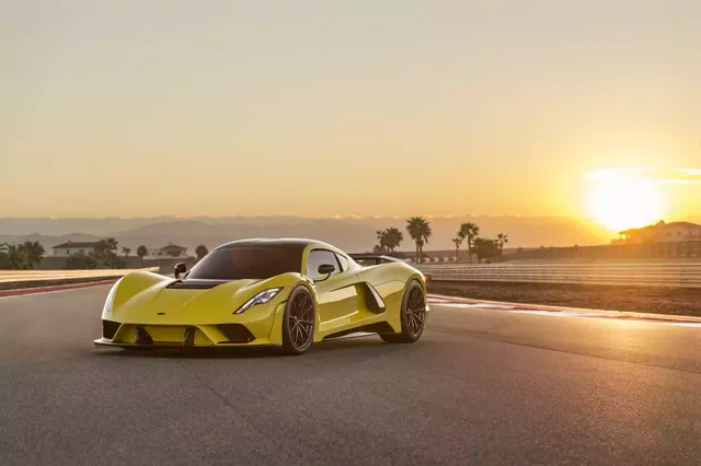 Hennessey-Venom-F5-13-1.jpg