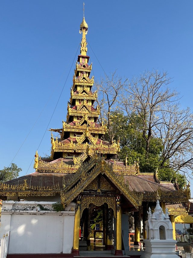 Wat Phra Kaew Don Tao Suchadaram14.jpg