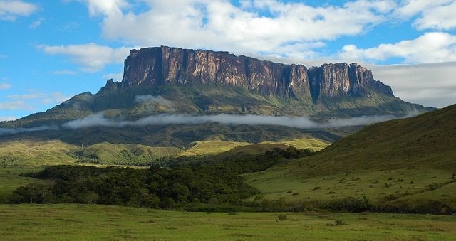 Monte-Roraima-Venezuela.jpg