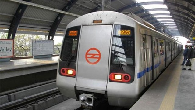 37324-delhi-metro-pti.jpg