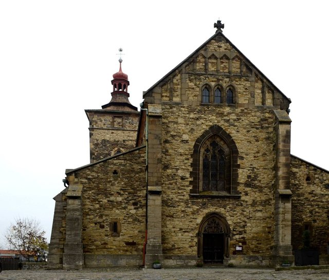 CZ, Kourim Church of St Stephen4.jpg