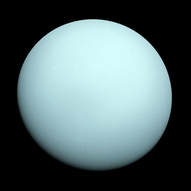 768px-Uranus2.jpg