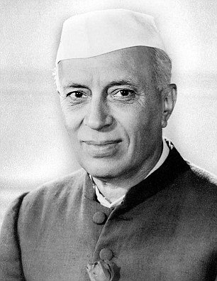 3896498300000578-3797114-Fateful_broadcast_Jawaharlal_Nehru-m-1_1474395311660.jpg