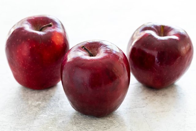 types-of-apples-red-delicious.jpg
