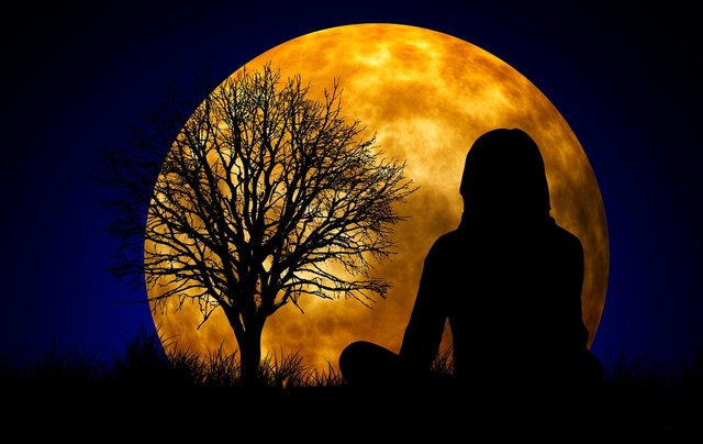 267-Meditation-Abend-Mond-1815984_1280_Pixabay_geralt.jpg