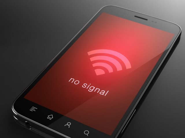 boost phone signal shutterstock 222641476.jpg