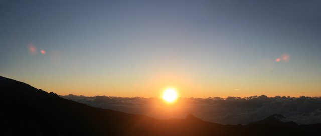 Amanecer en el Campamento Albornot1.jpg