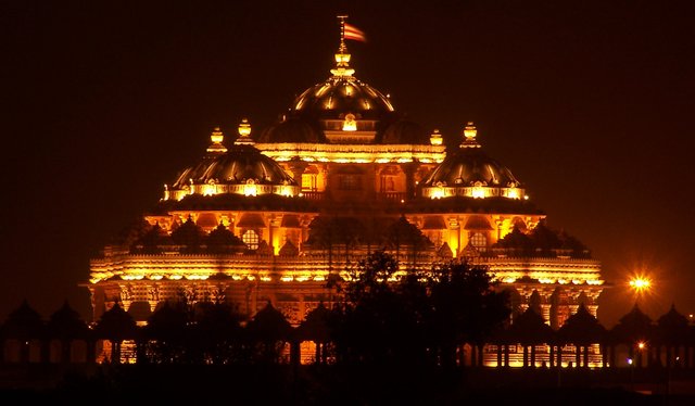 akshardham-temple-delhi.jpg