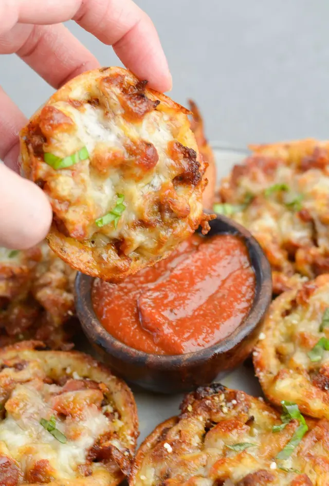 keto-pizza-mini-muffins-6.webp