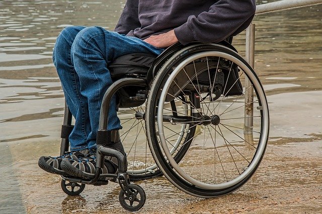 wheelchair-1595794_640.jpg