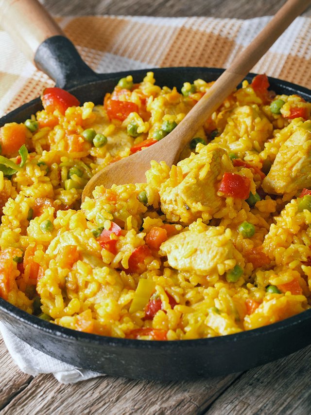 arroz-con-pollo-rapido-facil.jpg