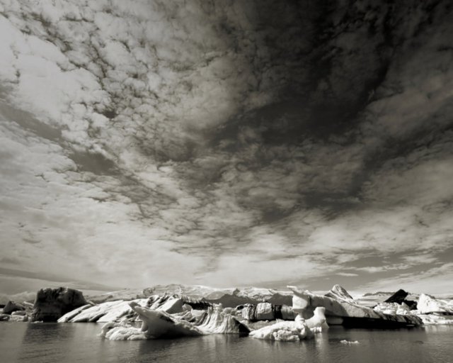 Jökulsárlón Ice Flow10x8.jpg