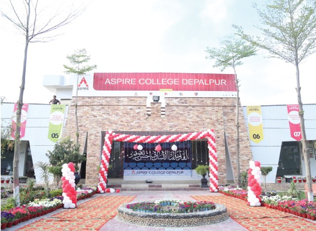 campusbanner-89.jpg