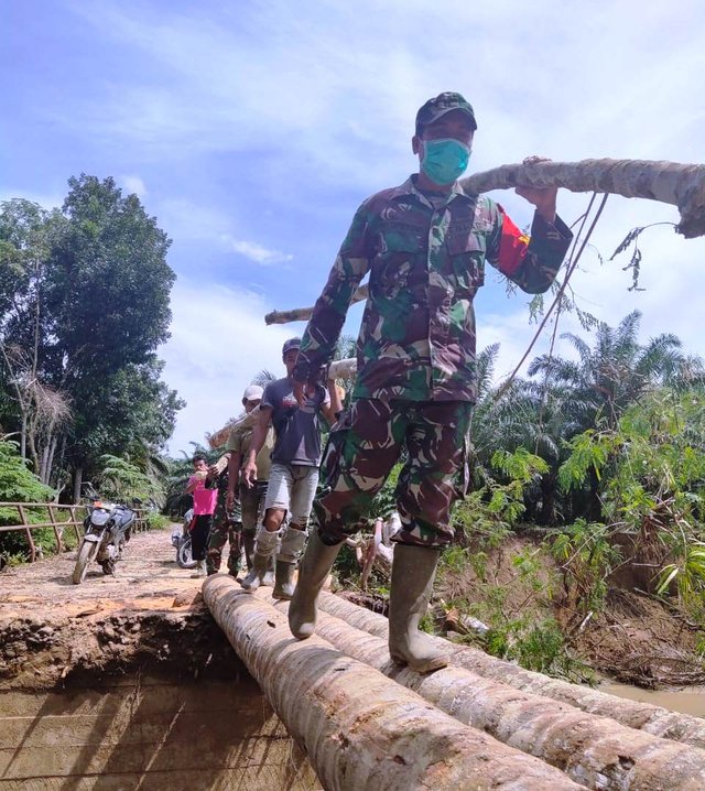 gotong royong1.jpg