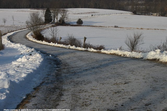 IcyRoadThroughFarmland-001-010419.jpg