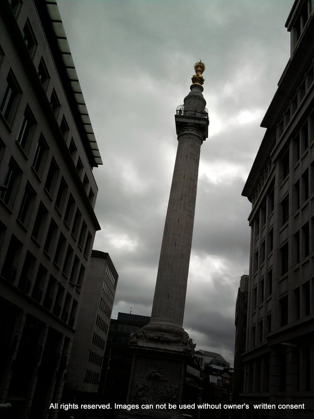 the london fire monument  11-1-2010 3-21-43 PM.jpg