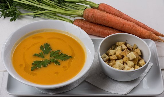 carrots-soup-2157195__340.jpg