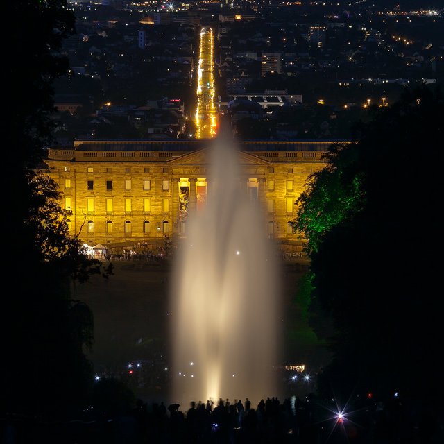 7528874172-kasselwilhelmshoheilluminated-water-fountains (FILEminimizer).jpg