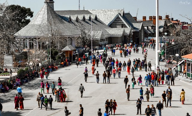 Mall Road Shimla Day Time.jpg