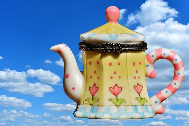 teapot-2545523_1280.jpg