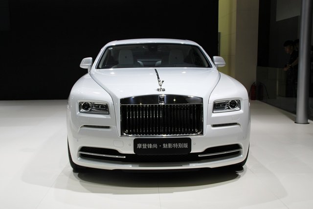 rolls-royce-2362821_1280.jpg