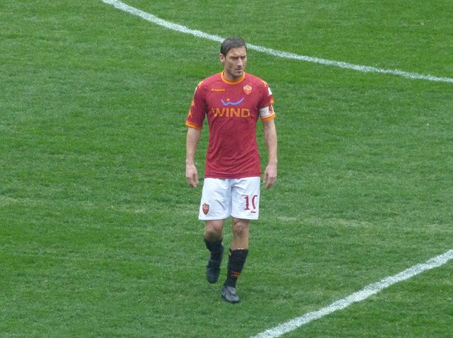 800px-Totti_2011.jpg