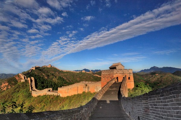 5-places-to-see-before-you-die-great-wall_yt4gtp.jpg