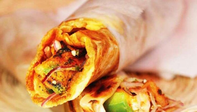 Amazingly-rolled-street-food-of-Delhi-—-Rolls.jpg