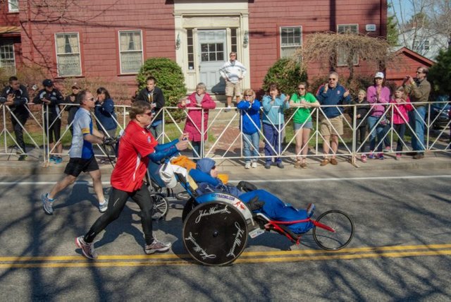 team-hoyt-boston-marathon-768x513.jpg