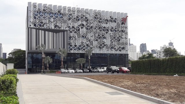 New Alliance Française Building in Bangkok!