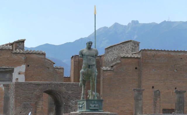 pompeii-2593009_960_720.jpg