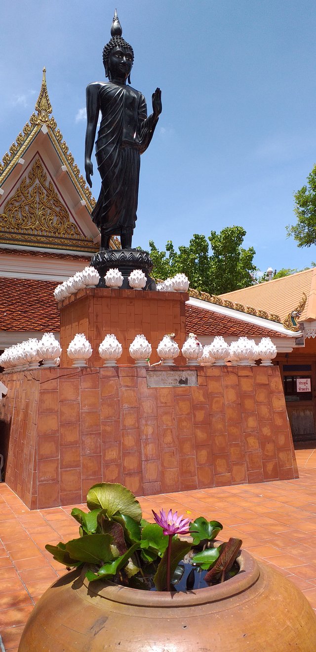 Wat Phasuk Maneejak114.jpg