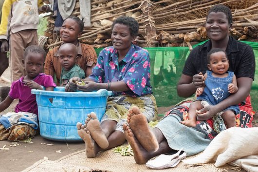 Poverty-in-Malawi-530x354.jpg