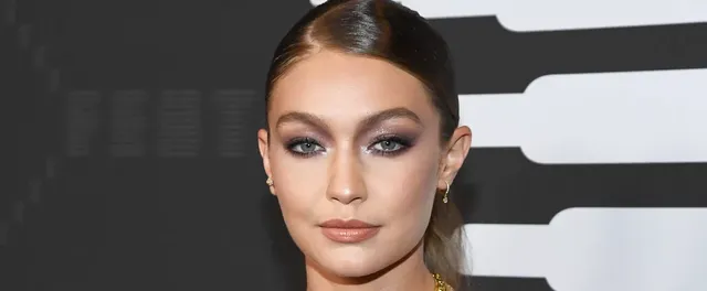 gigi-hadid-best-beauty-looks.webp