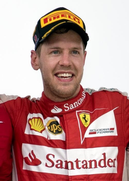 Sebastian_Vettel_in_2015_Malaysia.JPG