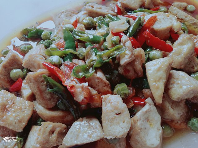 Tofu With Solanum Torvum Fruits3.jpg