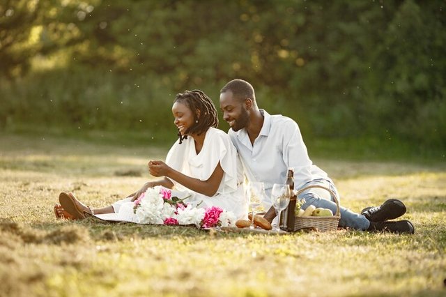 carefree-relaxed-couple-enjoying-picnic-together_1157-49775.jpg