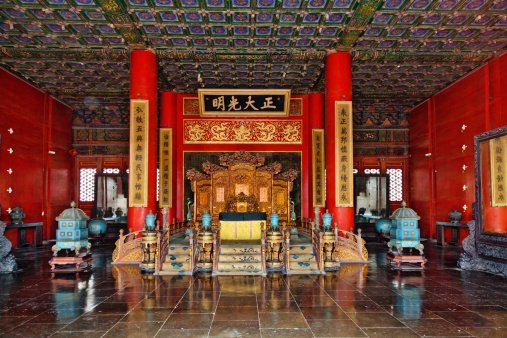 throne-in-palace-of-the-forbidden-city.jpg