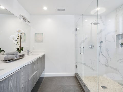 Bathroom1.jpg