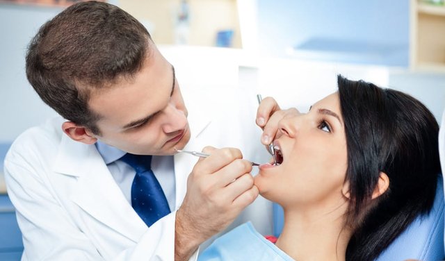 Top 7 Signs You Should Consider Seeing a Periodontist.jpg