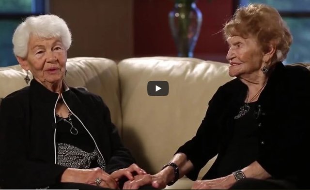 mother meets daughter after 77 years.JPG