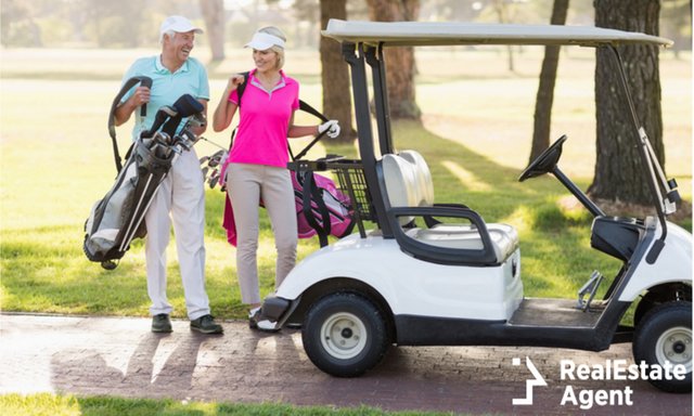 happy-mature-couple-golfer.jpg