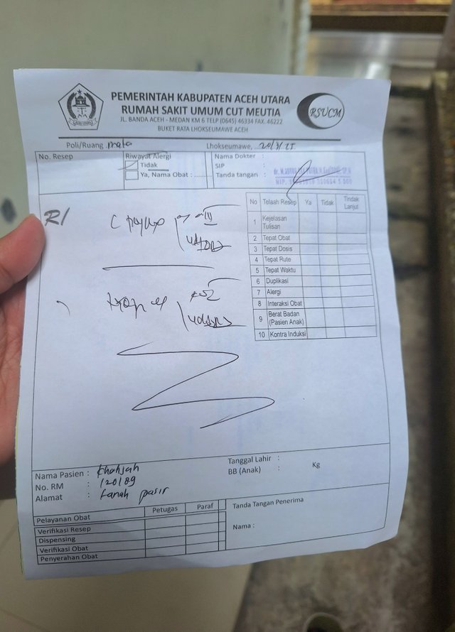 1000824935.jpg