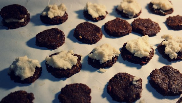 Coconut-Oreo-Cookies_6.jpg