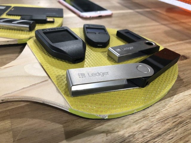 https___blogs-images.forbes.com_leslieankney_files_2019_04_hardware-wallets-photo-1200x900.jpg