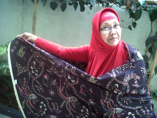 Me in madura batik.jpg