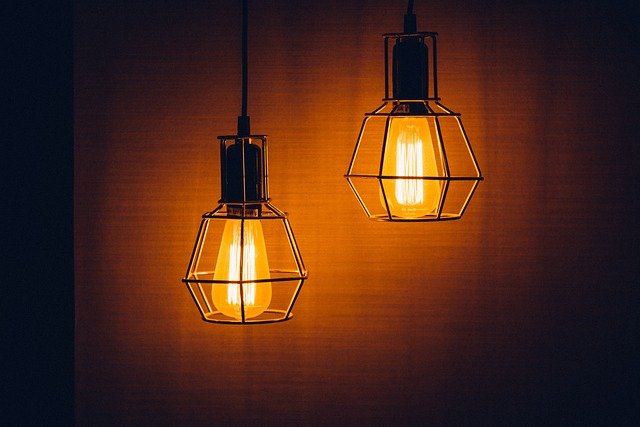 light-bulbs-1603766_640.jpg